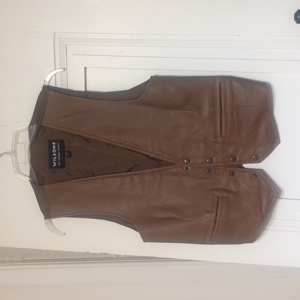 Wilson's Leather Brown Vest Size Small Snap Front Lined Adjustable Back